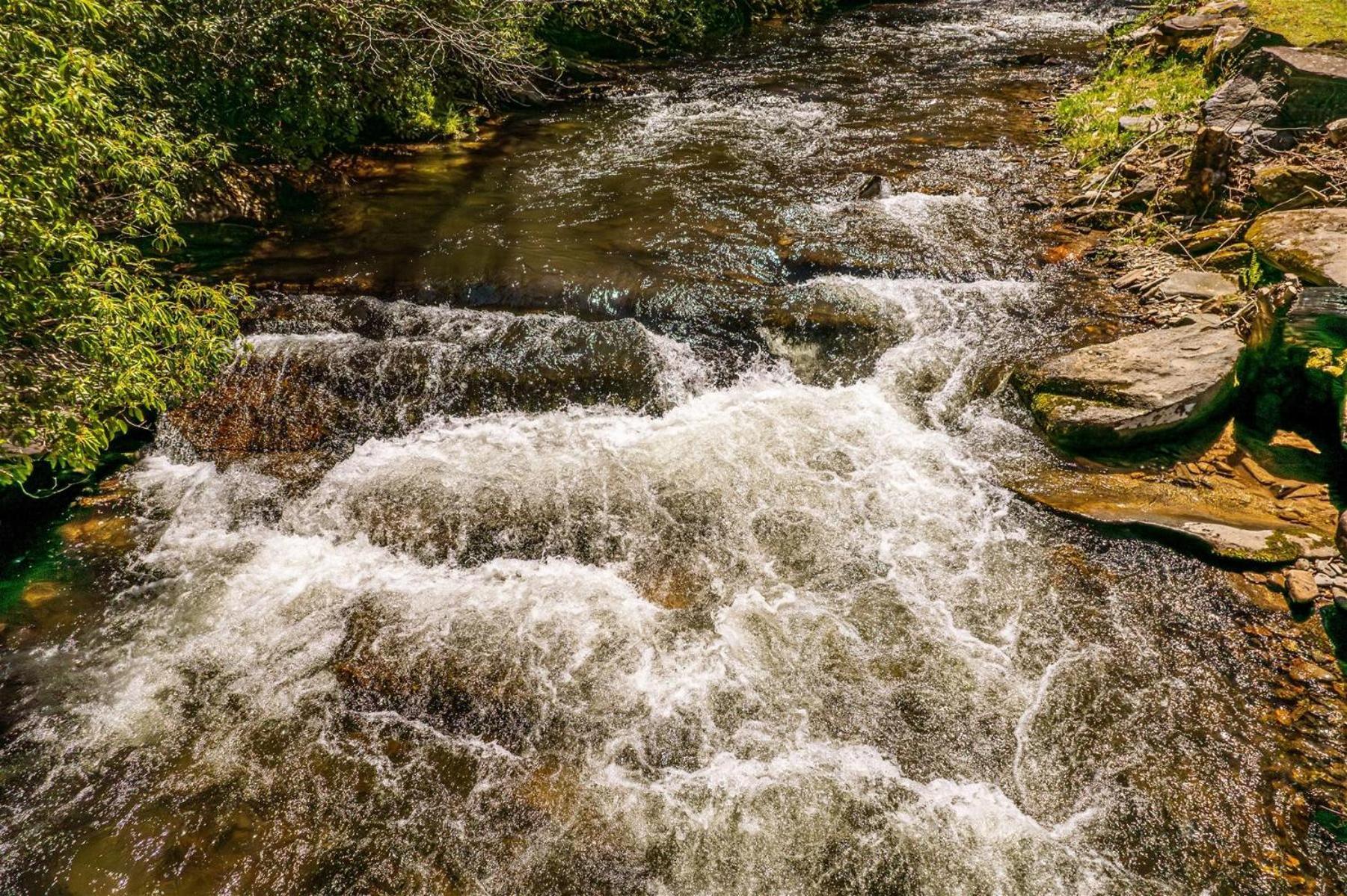 Waterfall Hideaway Villa Bryson City Dış mekan fotoğraf