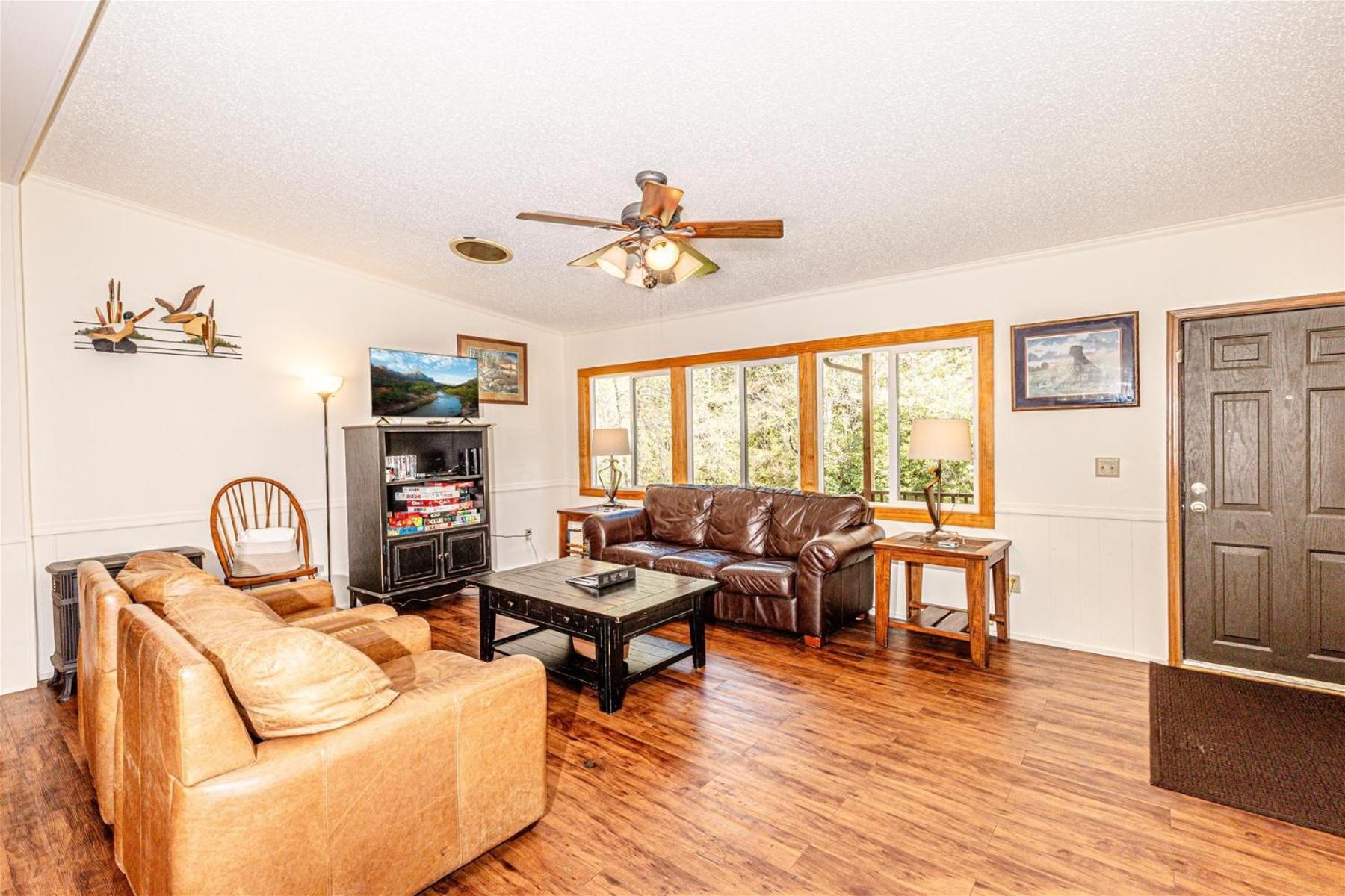 Waterfall Hideaway Bryson City Dış mekan fotoğraf