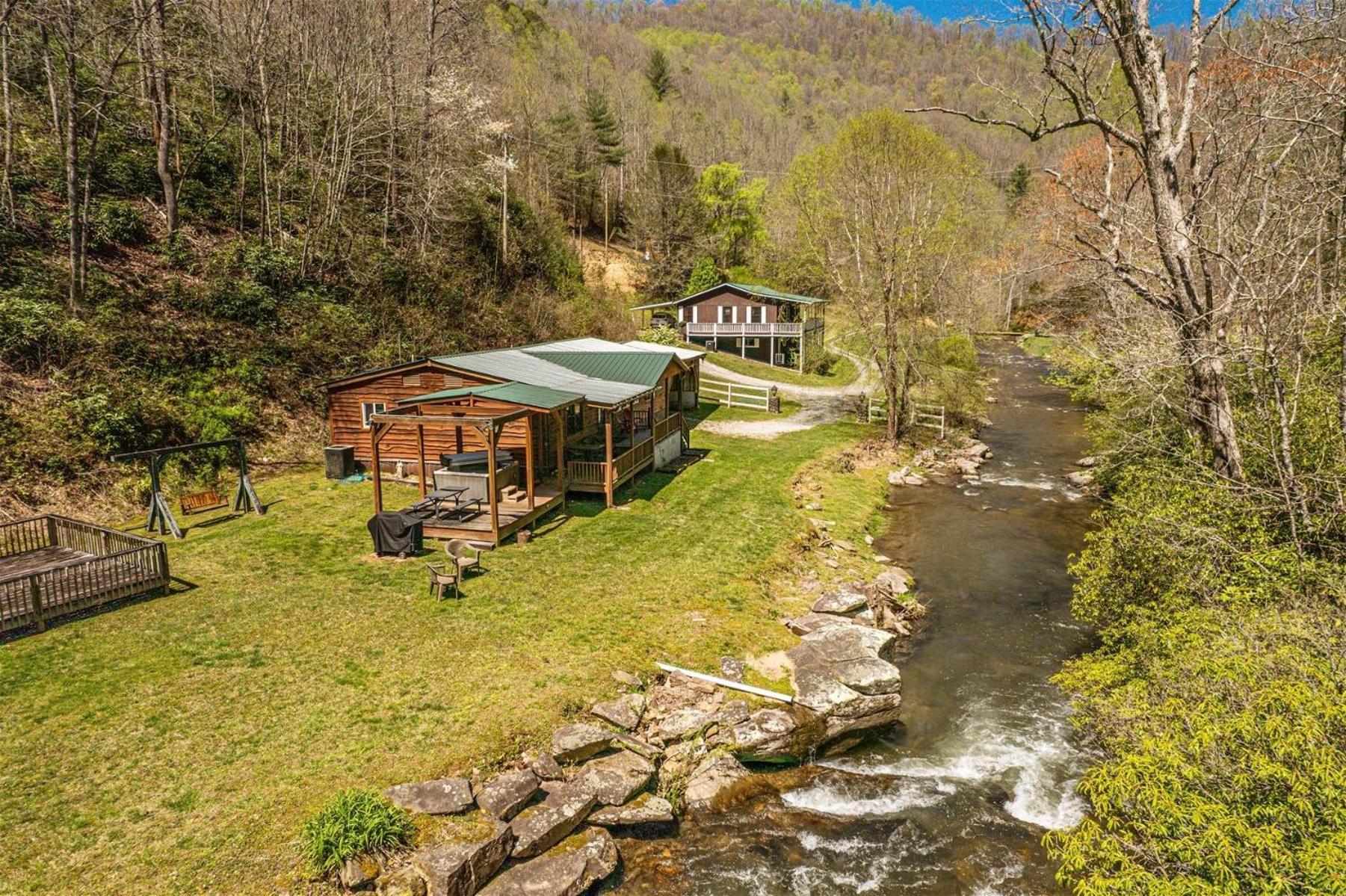 Waterfall Hideaway Villa Bryson City Dış mekan fotoğraf