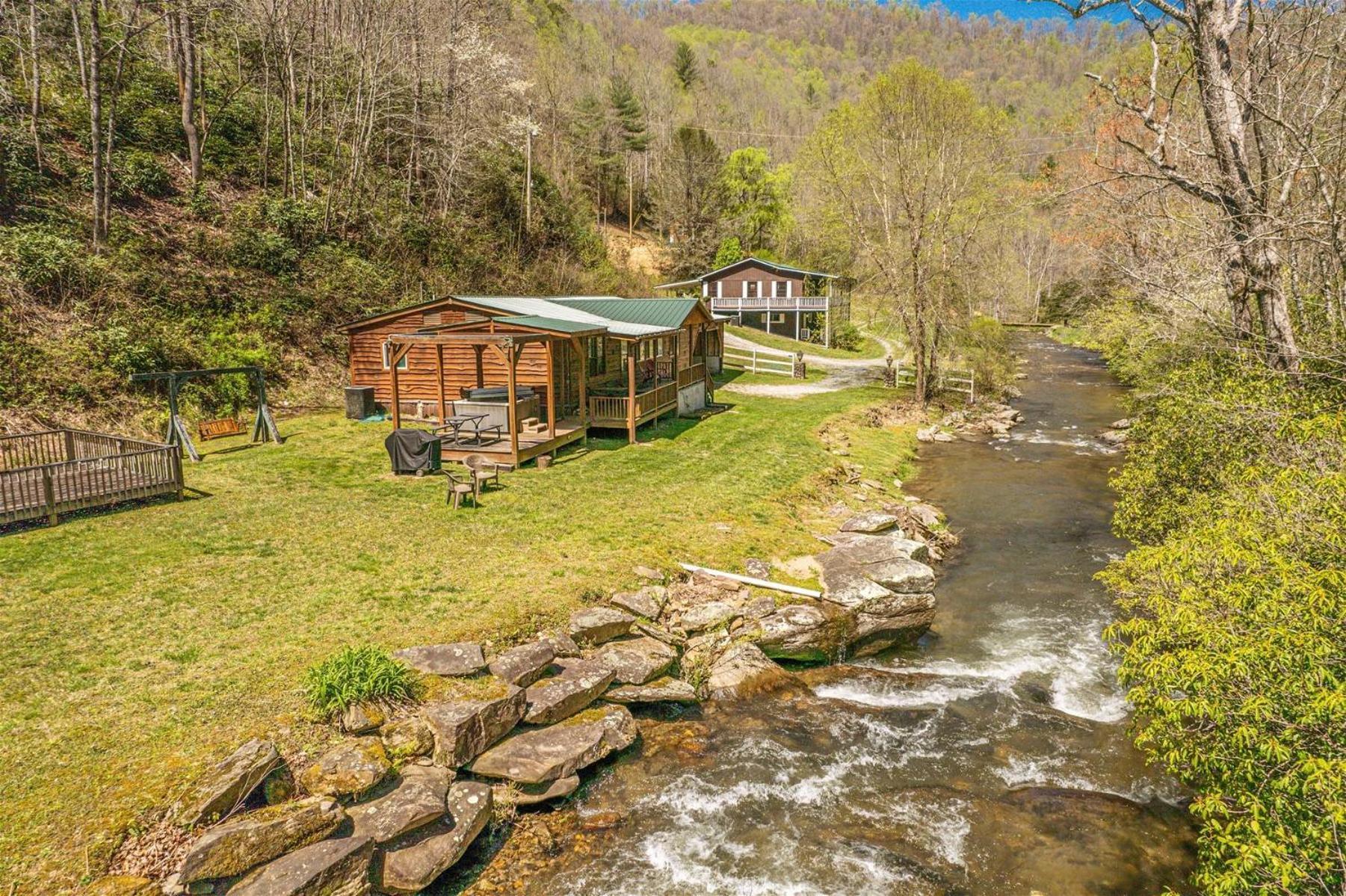 Waterfall Hideaway Villa Bryson City Dış mekan fotoğraf