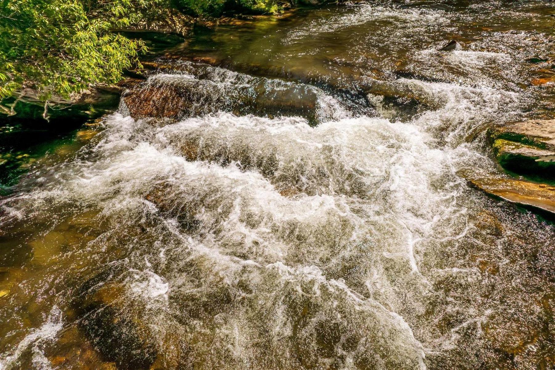 Waterfall Hideaway Villa Bryson City Dış mekan fotoğraf