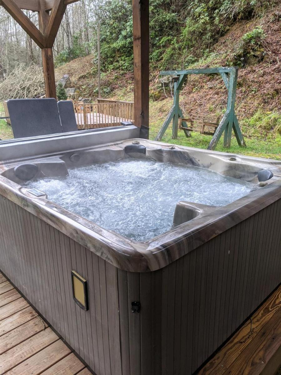 Waterfall Hideaway Bryson City Dış mekan fotoğraf