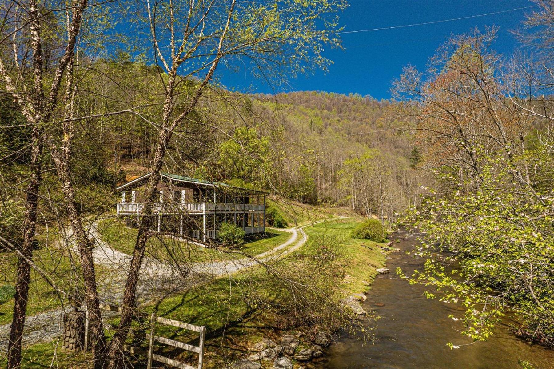 Waterfall Hideaway Villa Bryson City Dış mekan fotoğraf