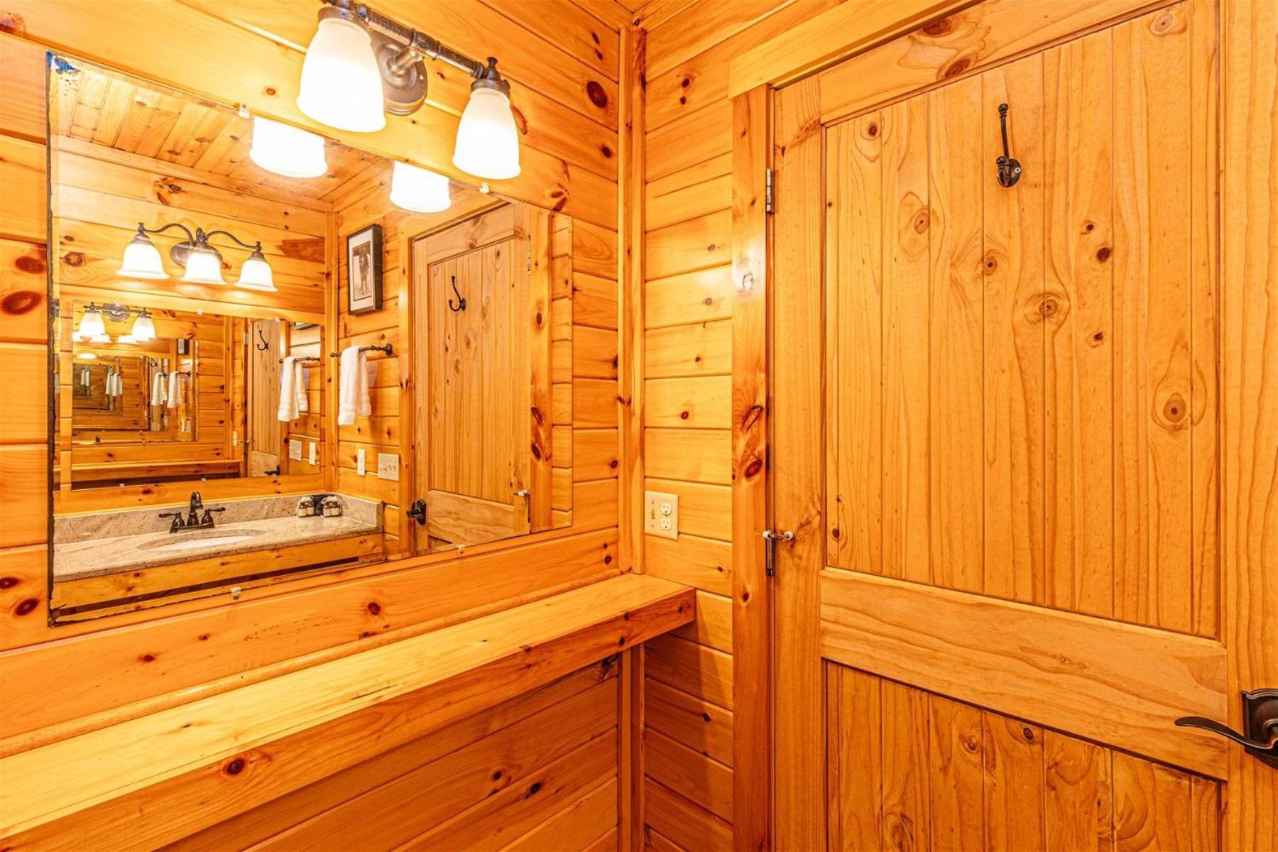 Waterfall Hideaway Bryson City Dış mekan fotoğraf