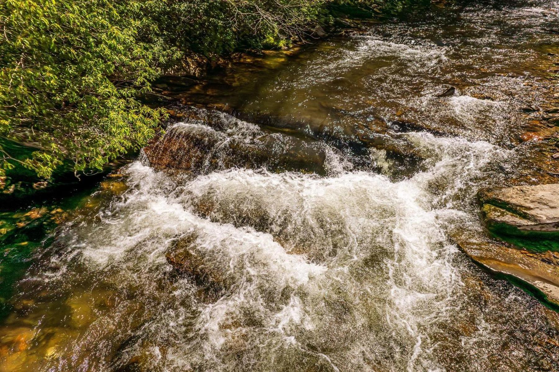 Waterfall Hideaway Villa Bryson City Dış mekan fotoğraf